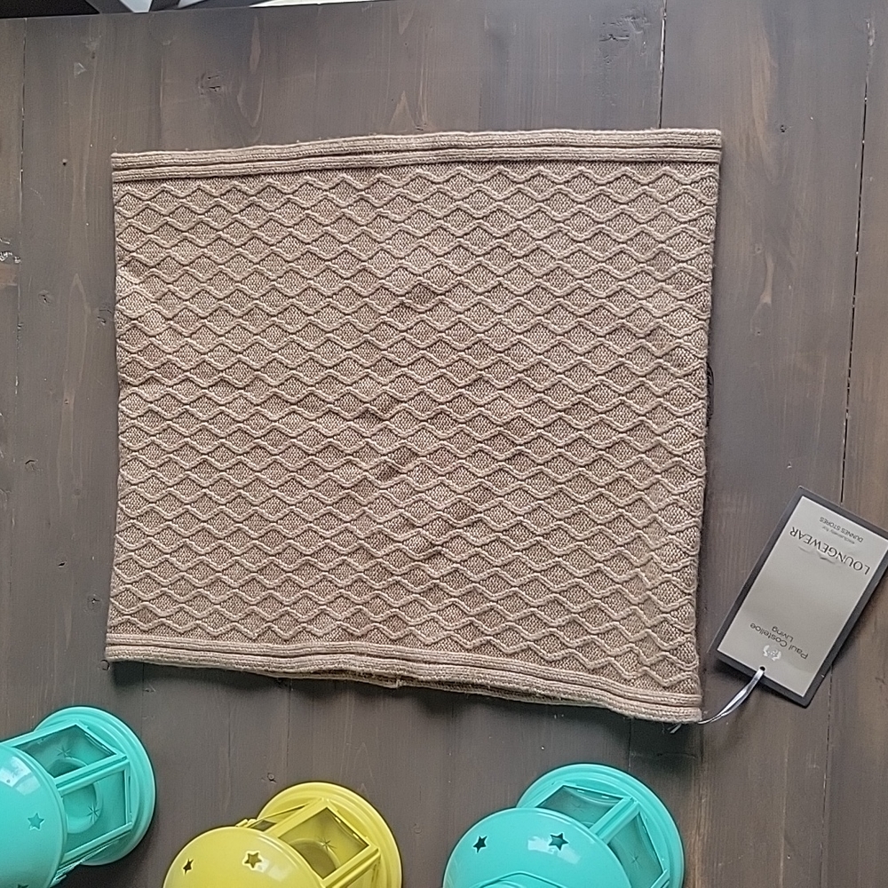 Neck Cowell - Paul Costelloe Living